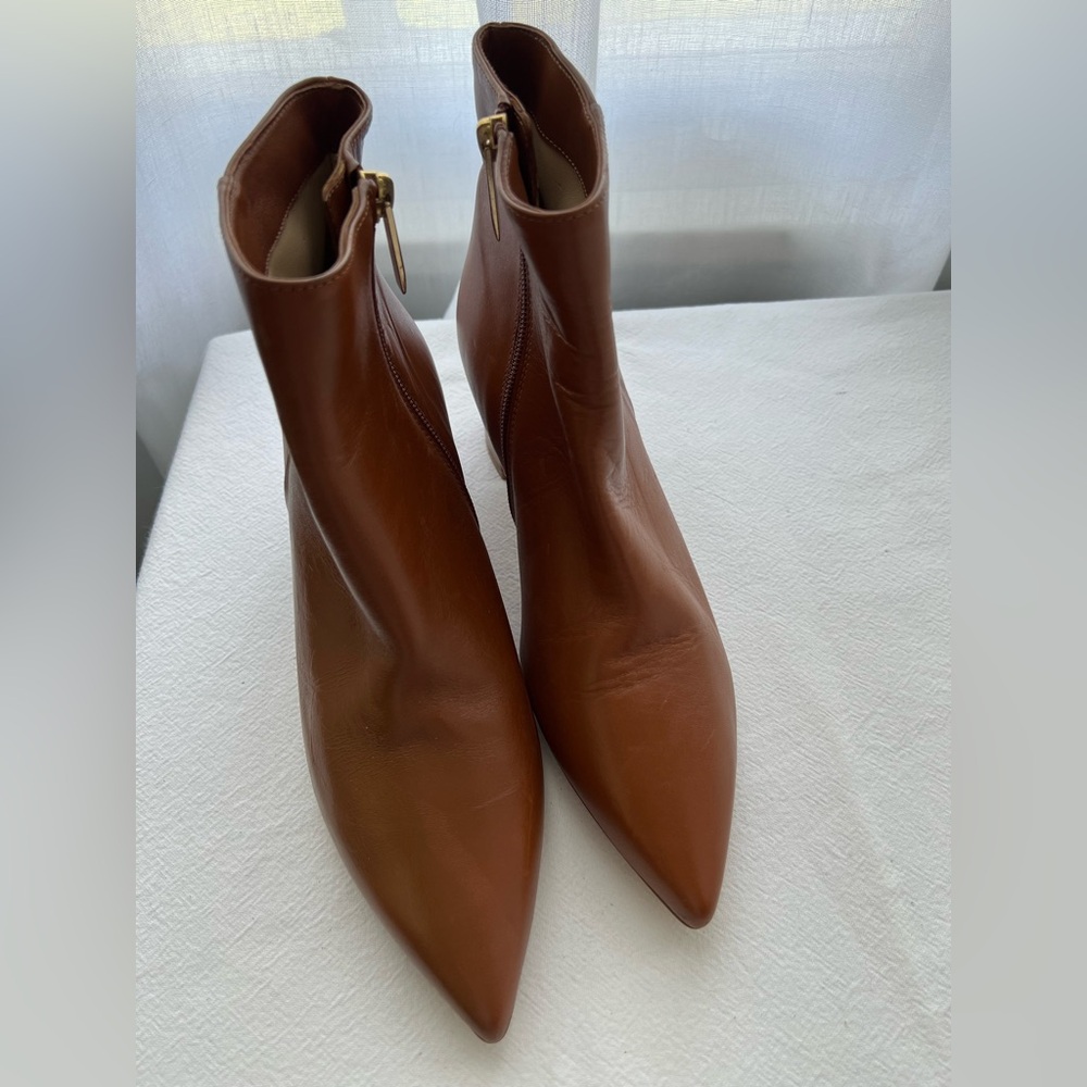 L'agence Jeanne I| Pointed Toe Bootie in Luggage Brown Size 39 New - Picture 2 of 11